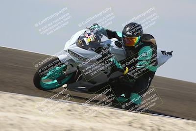 media/Nov-02-2025-Lets Ride (Sun) [[f7a3caa734]]/B Group/1120am (Turn 2 Inside)/